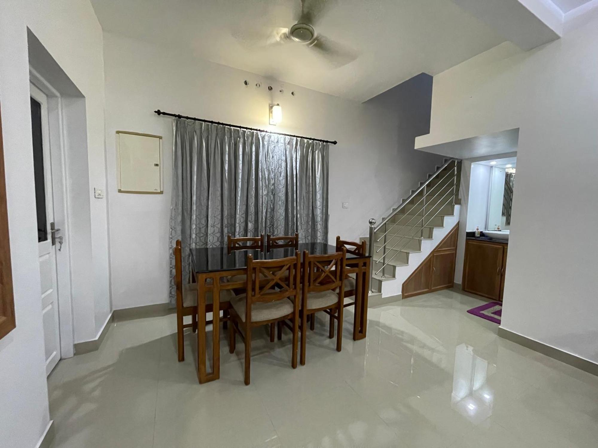 Dream Home Kochi Tripunithura Bagian luar foto